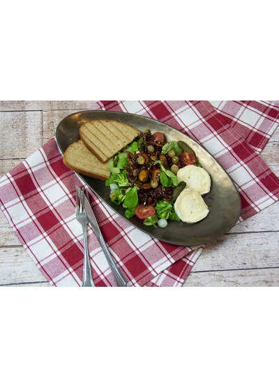 limburgse-salade-met-appelstroop-en-roggebrood-5lr
